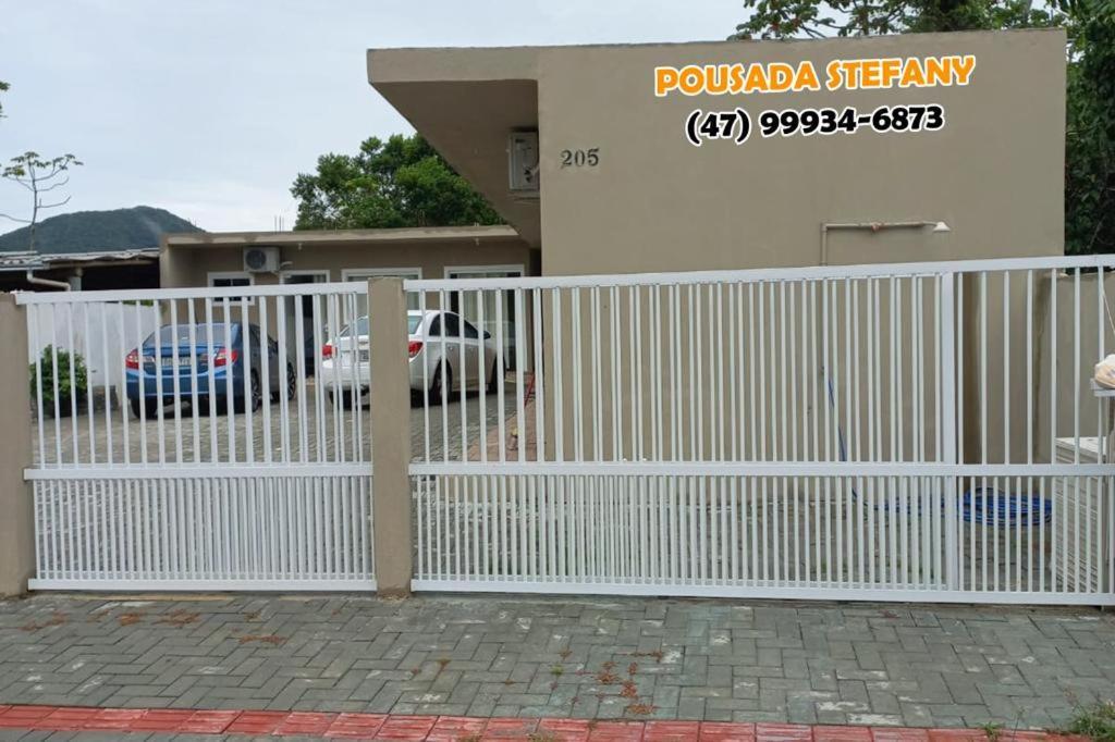 Pousada Stefany Penha  Exterior photo